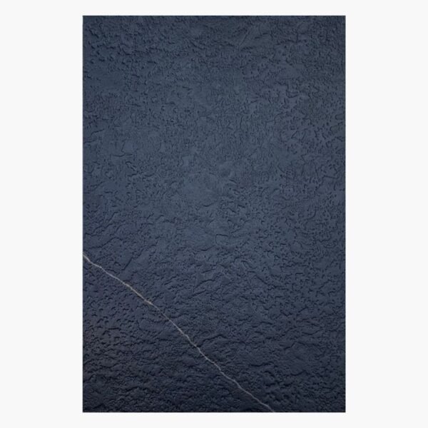 Black: Solstice 001